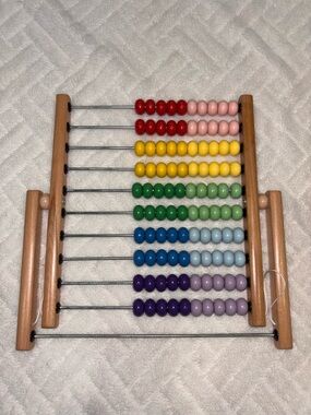 🎉 UNDERHÅLLA - Wooden Rainbow Abacus Counting Toy